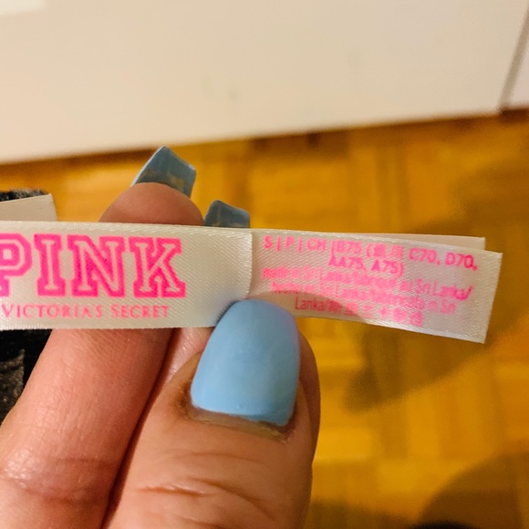 Tube top with a little sparkle. - Picture 4 of 4